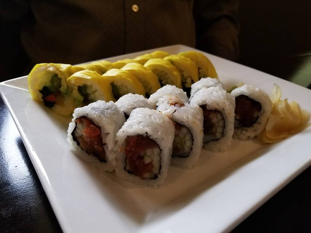 Hooks on 4th | restaurant | 7900 4th St N, St. Petersburg, FL 33702, USA | 7275774665 OR +1 727-577-4665