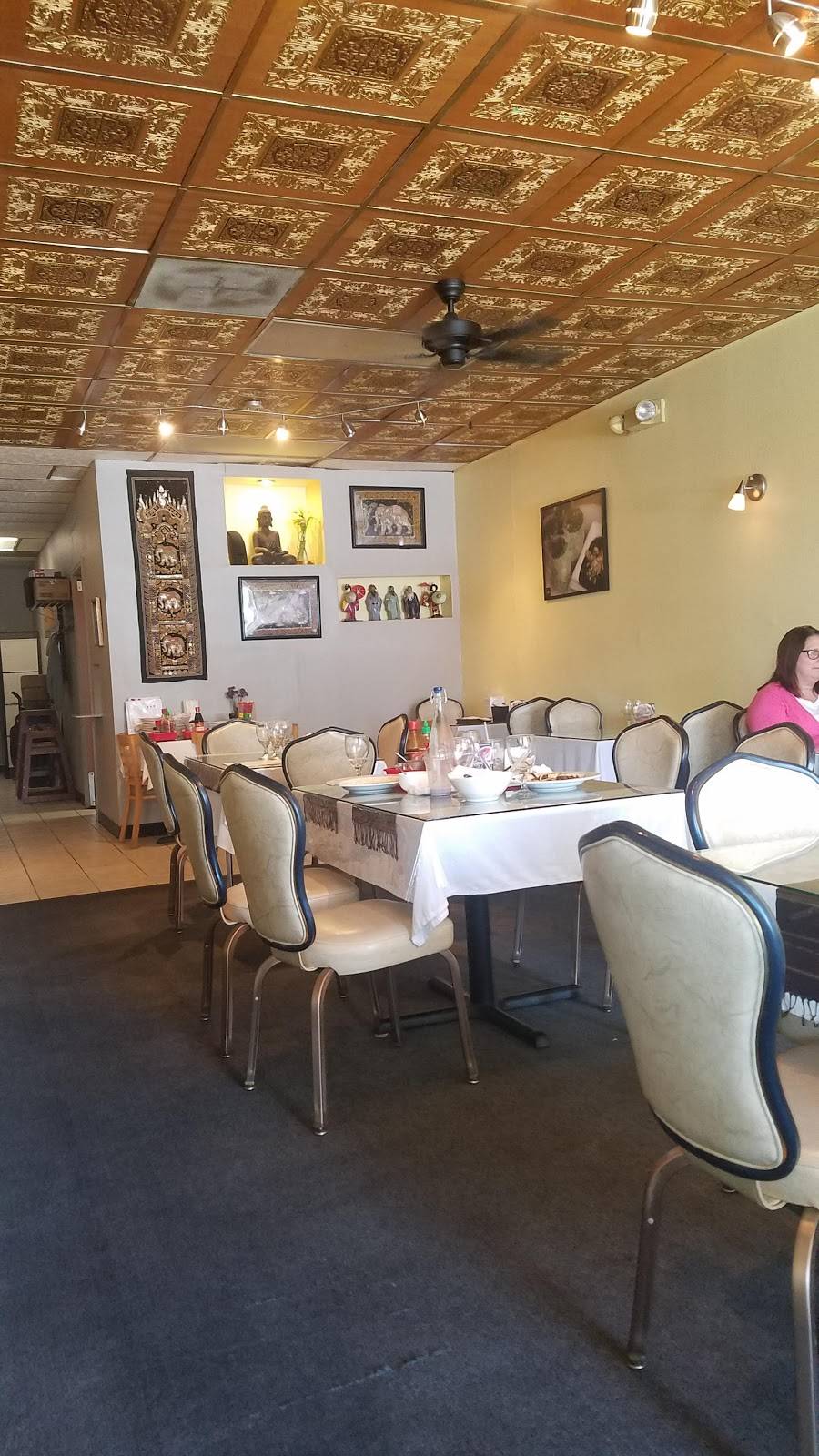 Cafe Fuzion | restaurant | 1240 E 14th St, Des Moines, IA 50316, USA | 5152628488 OR +1 515-262-8488