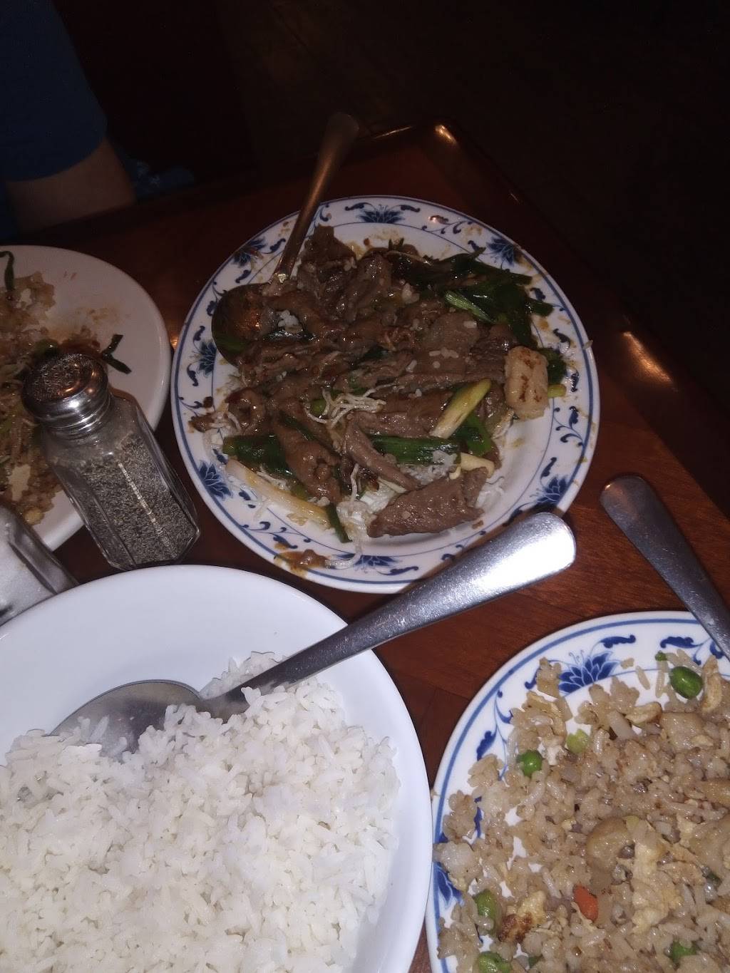 Peking Palace | restaurant | 6970 E 22nd St #100, Tucson, AZ 85710, USA | 5207509614 OR +1 520-750-9614