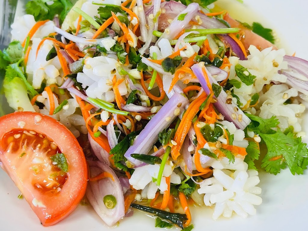 Thotsakanh Thai Food | restaurant | 221 S Magnolia Ave, Anaheim, CA 92804, USA | 7148862072 OR +1 714-886-2072