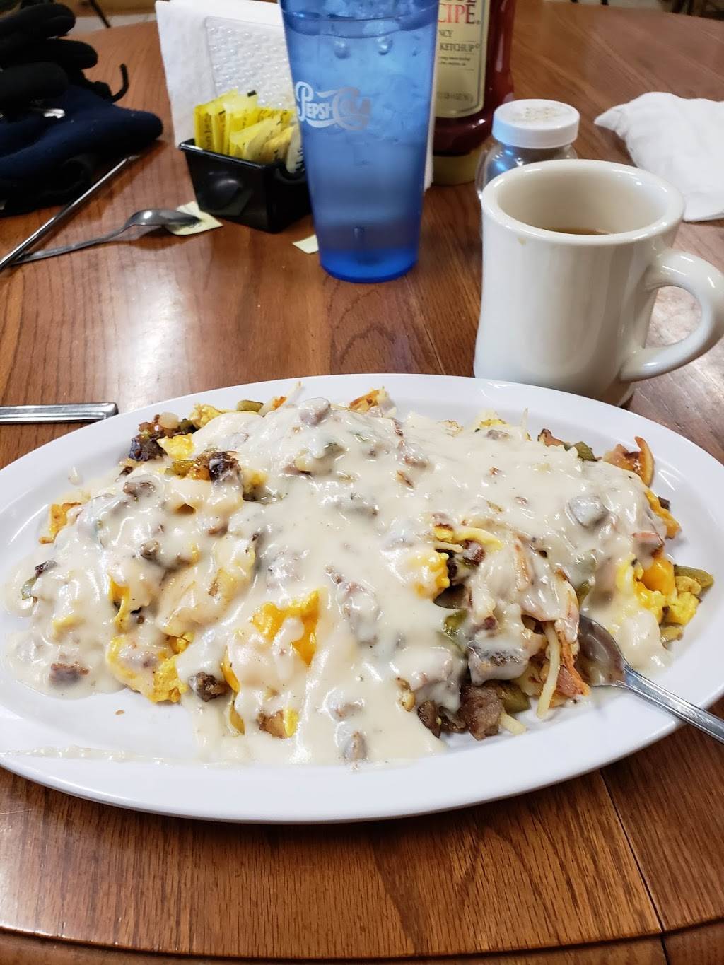 The Family Table Restaurant | restaurant | 011014 02700, Ashland City, TN 37015, USA | 6156853002 OR +1 615-685-3002