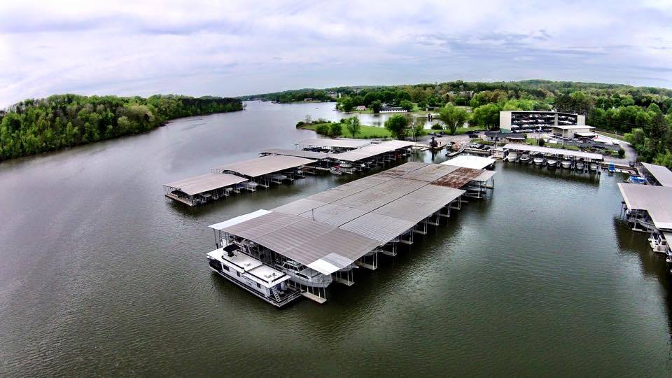 Foxys Flats and Fare | restaurant | 1100 Fox Rd, Concord, TN 37922, USA | 8654130700 OR +1 865-413-0700