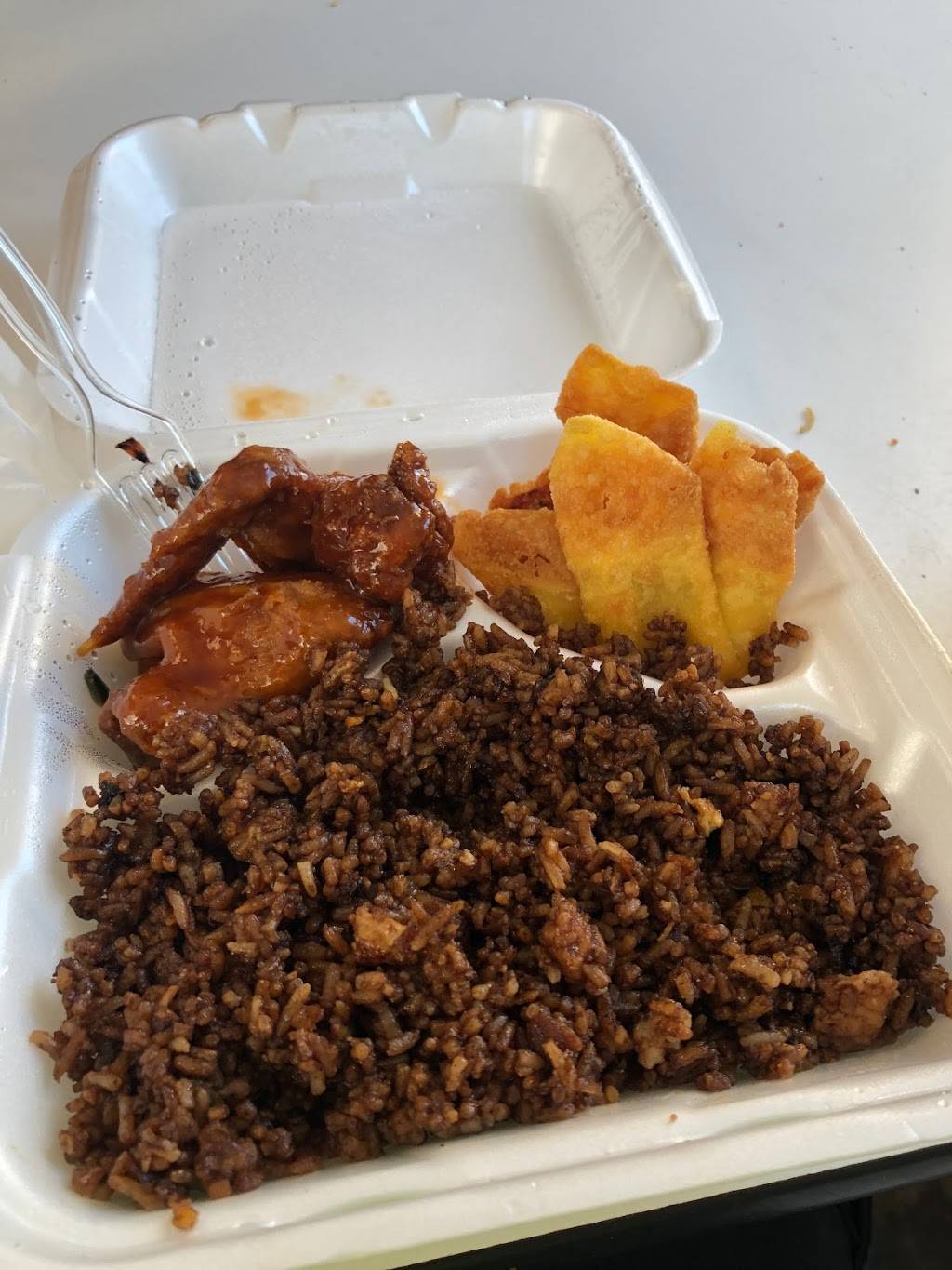 Leftys Fried Rice | restaurant | 3000 S Jefferson Ave, St. Louis, MO 63118, USA | 3148990169 OR +1 314-899-0169