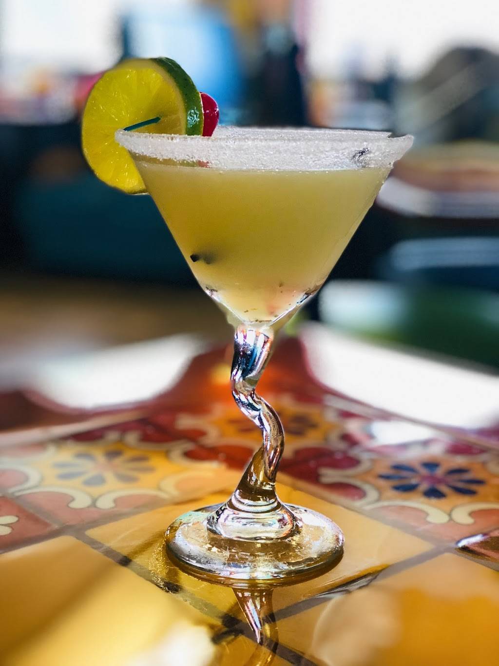 El Burrito Mexican Restaurant | restaurant | 422 W Southline St, Cleveland, TX 77327, USA | 2815921932 OR +1 281-592-1932