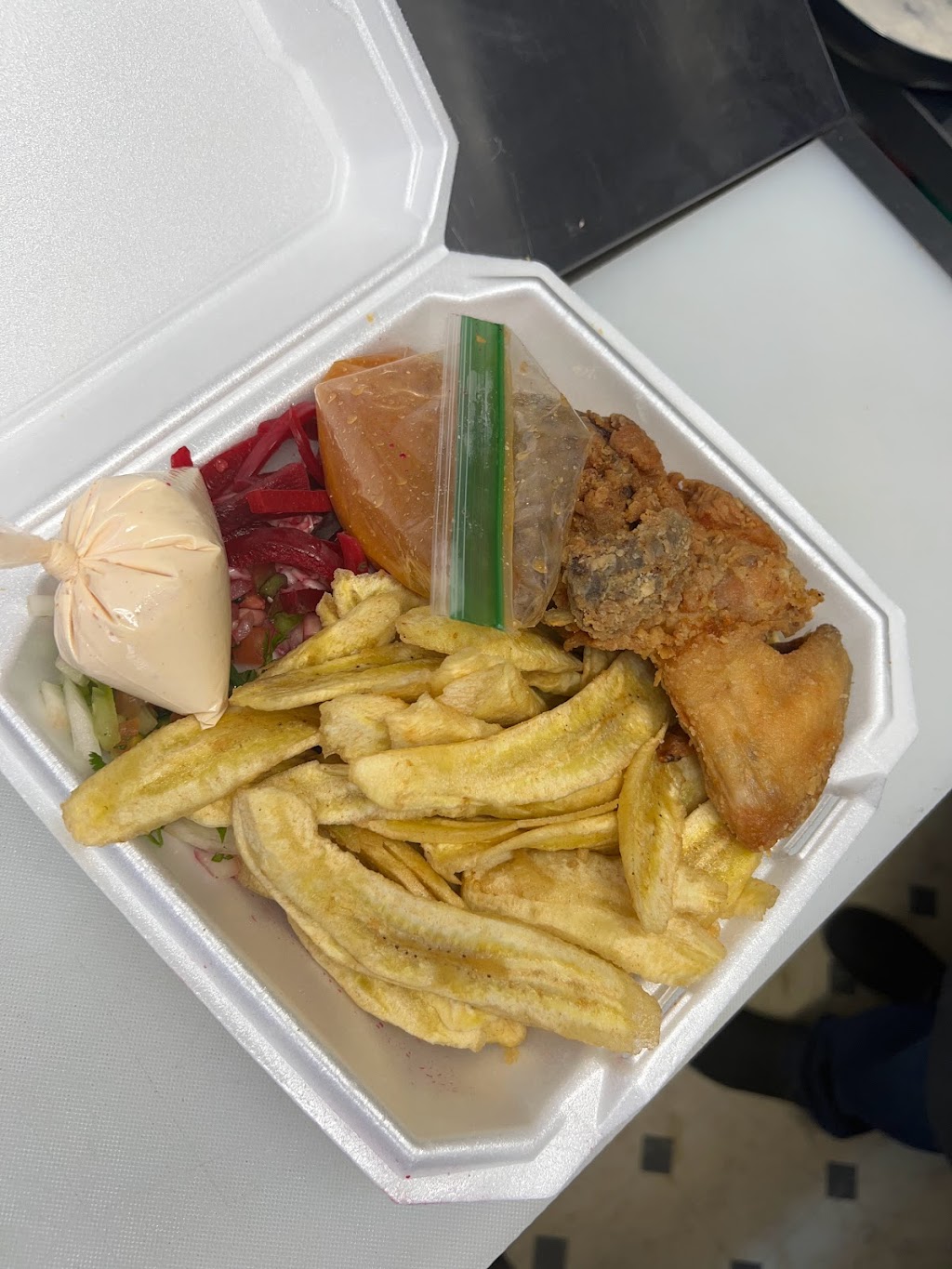 El Sabor Catracho Jireh | restaurant | 1701 Bebee Rd, Kyle, TX 78640, USA | 7372486679 OR +1 737-248-6679