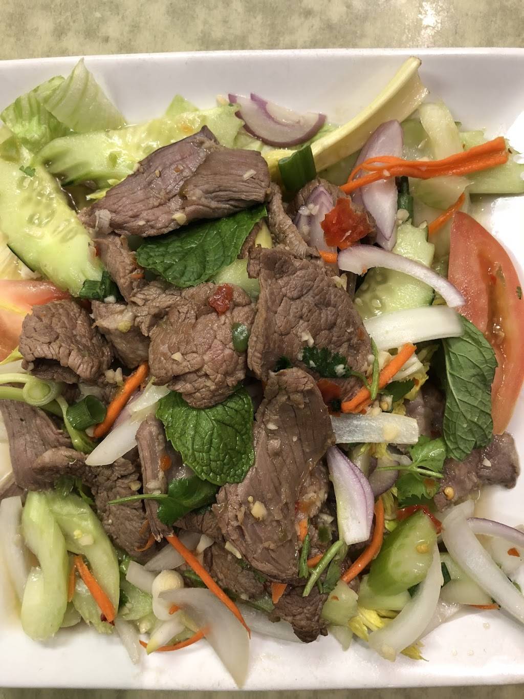 Cha Cha 8 Thai-Chinese food | restaurant | 8111 Van Nuys Blvd, Panorama City, CA 91402, USA | 8189887488 OR +1 818-988-7488