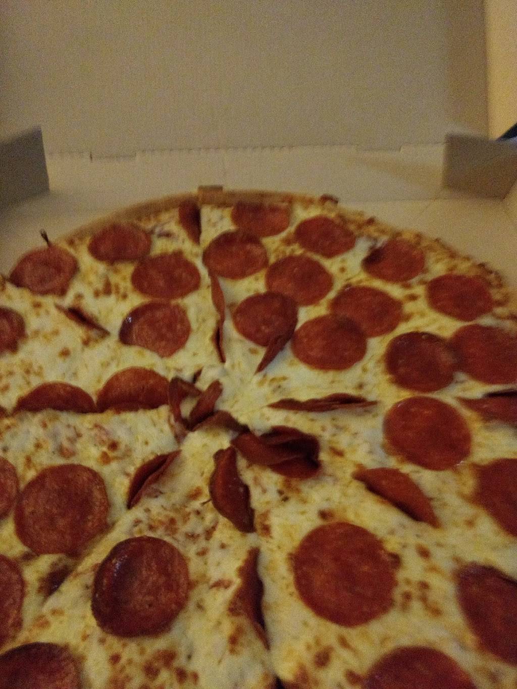 Little Caesars Pizza | meal takeaway | 1650 W Court St, Kankakee, IL 60901, USA | 8159291966 OR +1 815-929-1966