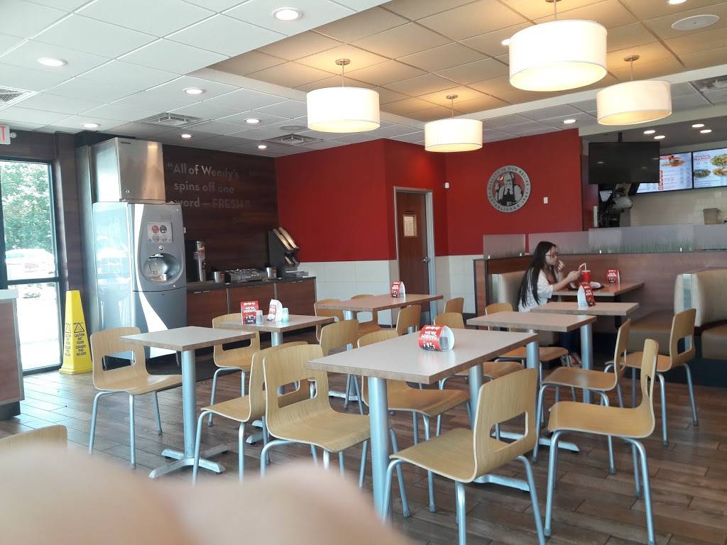 Wendys | restaurant | 2238 Roswell Rd, Marietta, GA 30062, USA | 7709717305 OR +1 770-971-7305