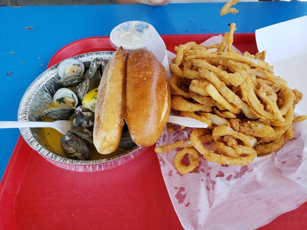 Hooked Up Seafood | restaurant | 1044 W Rio Grande Ave, Wildwood, NJ 08260, USA | 6095222722 OR +1 609-522-2722