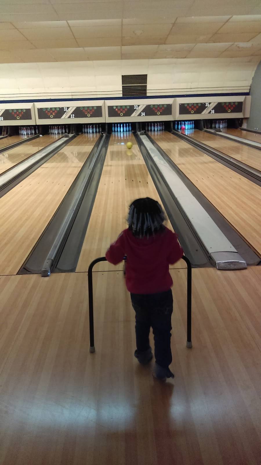 Colerain Bowl - Sports Bar - Craft Beer - Lottery - Birthday Par | restaurant | 9189 Colerain Ave, Cincinnati, OH 45251, USA | 5133858500 OR +1 513-385-8500