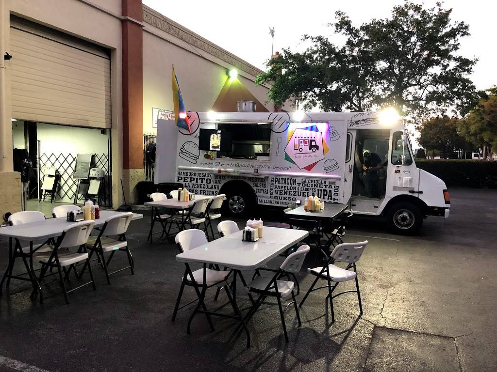 Upa Food Truck "Unos panas ahí" | restaurant | 8151 NW 66th St, Miami, FL 33166, USA | 7863291276 OR +1 786-329-1276