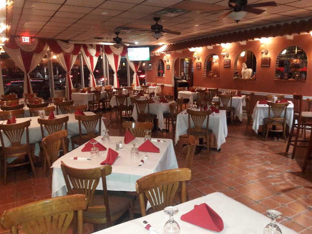 El Ajicito | restaurant | 246 Front St, Hempstead, NY 11550, USA | 5162925724 OR +1 516-292-5724