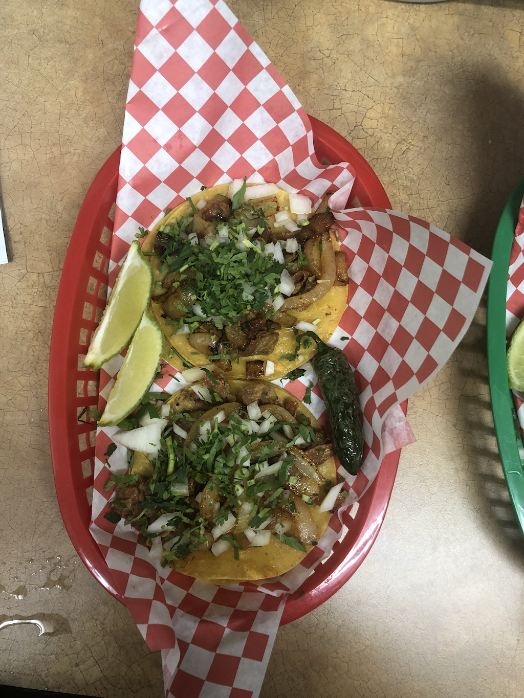 Taqueria el aguila real | restaurant | 616 Schooldell Dr, Dallas, TX 75211, United States | 2146136676 OR +1 214-613-6676