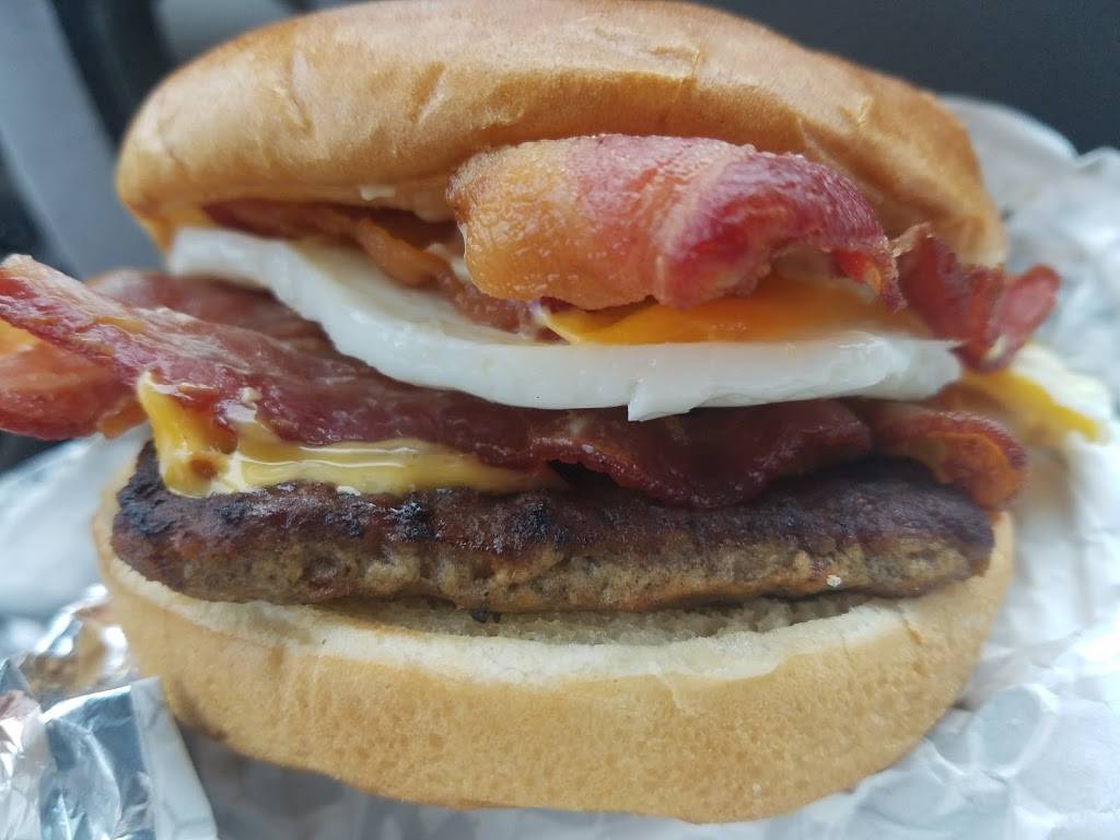 Wendys | restaurant | 2504 S Seneca St, Wichita, KS 67217, USA | 3162699178 OR +1 316-269-9178