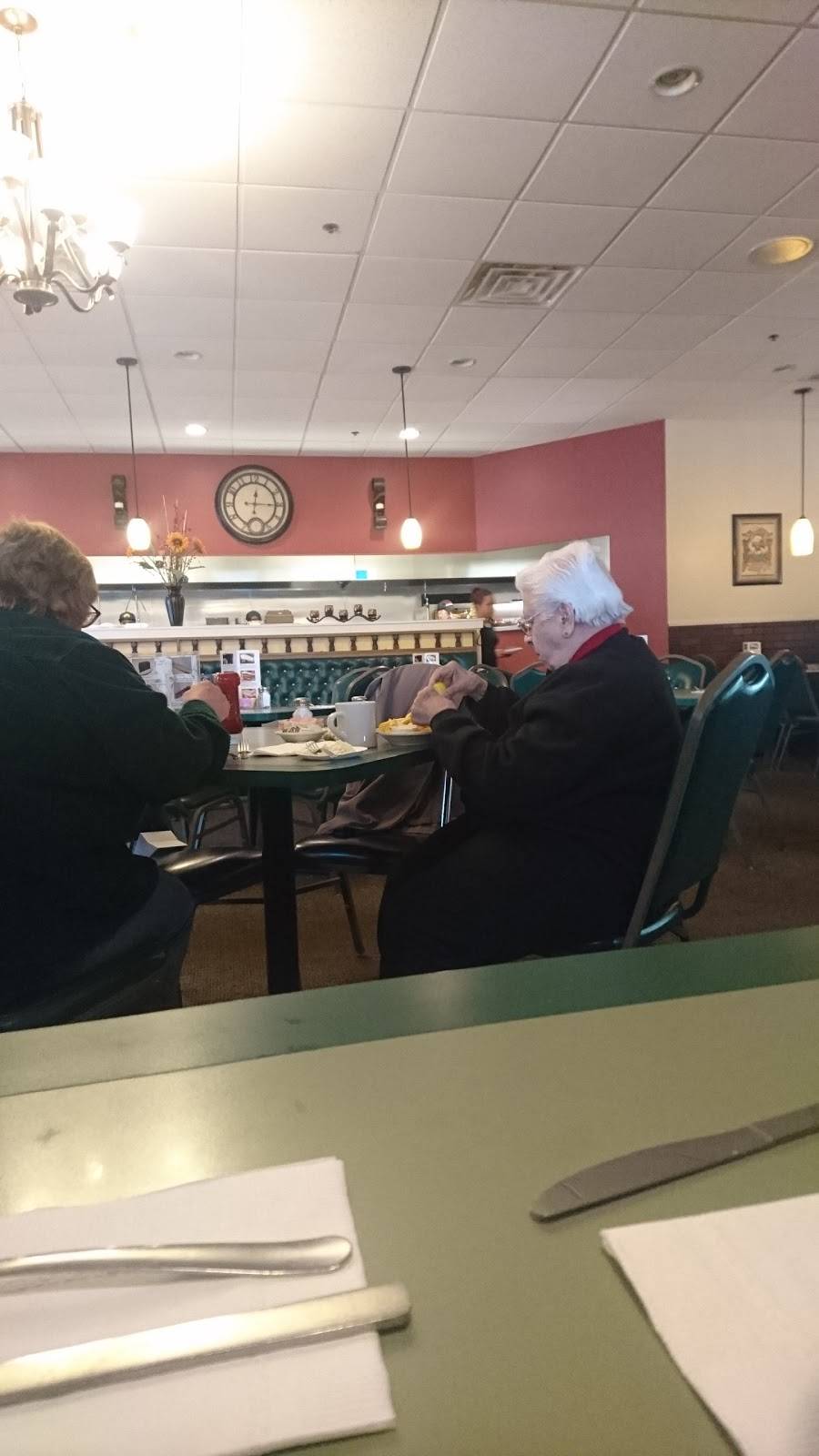 Veanos Italian Kitchen | restaurant | 16 Sheep Davis Rd, Pembroke, NH 03275, USA | 6032242400 OR +1 603-224-2400