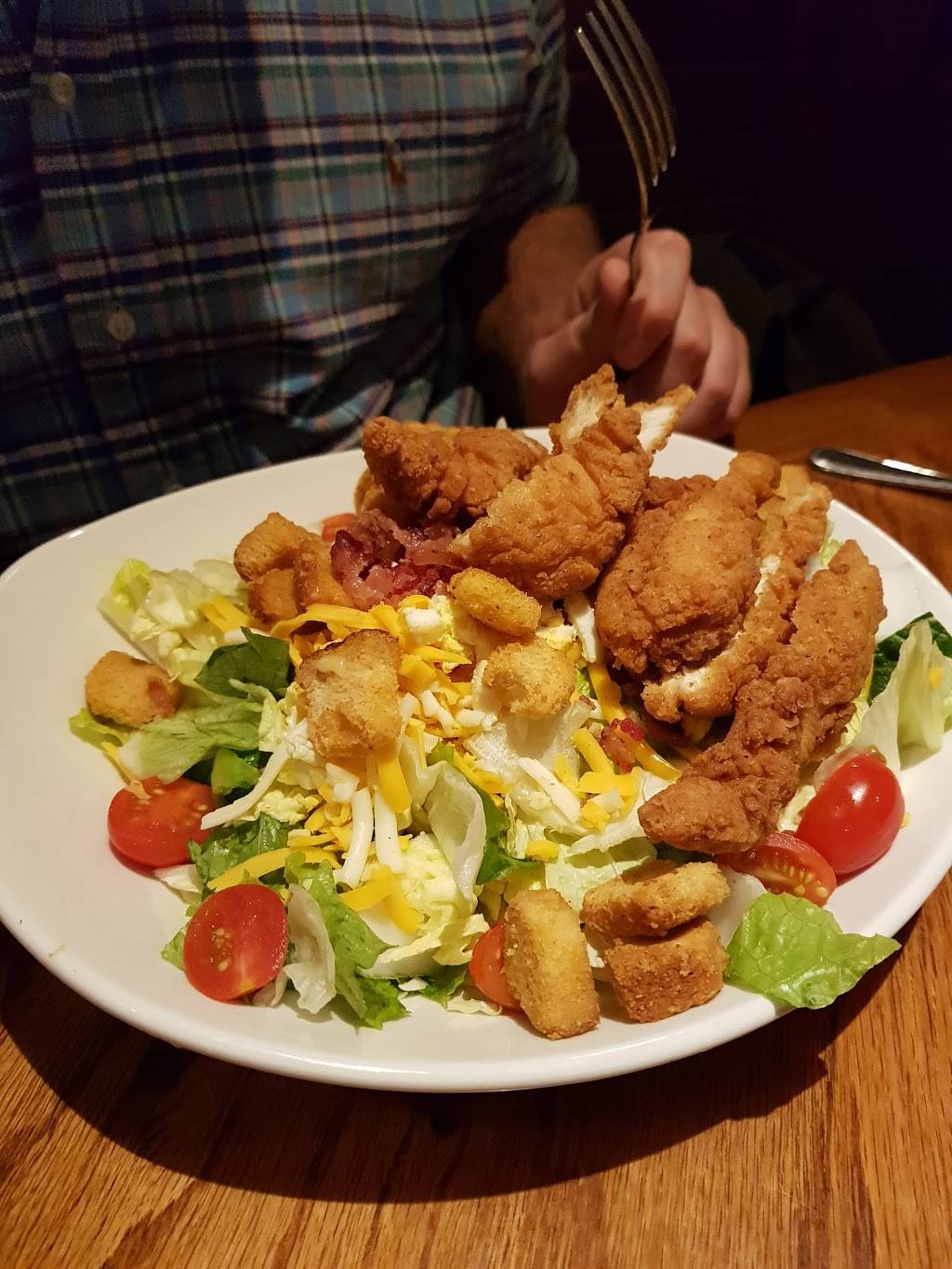 Outback Steakhouse | restaurant | 8338 Pineville-Matthews Rd, Charlotte, NC 28226, USA | 7047599575 OR +1 704-759-9575