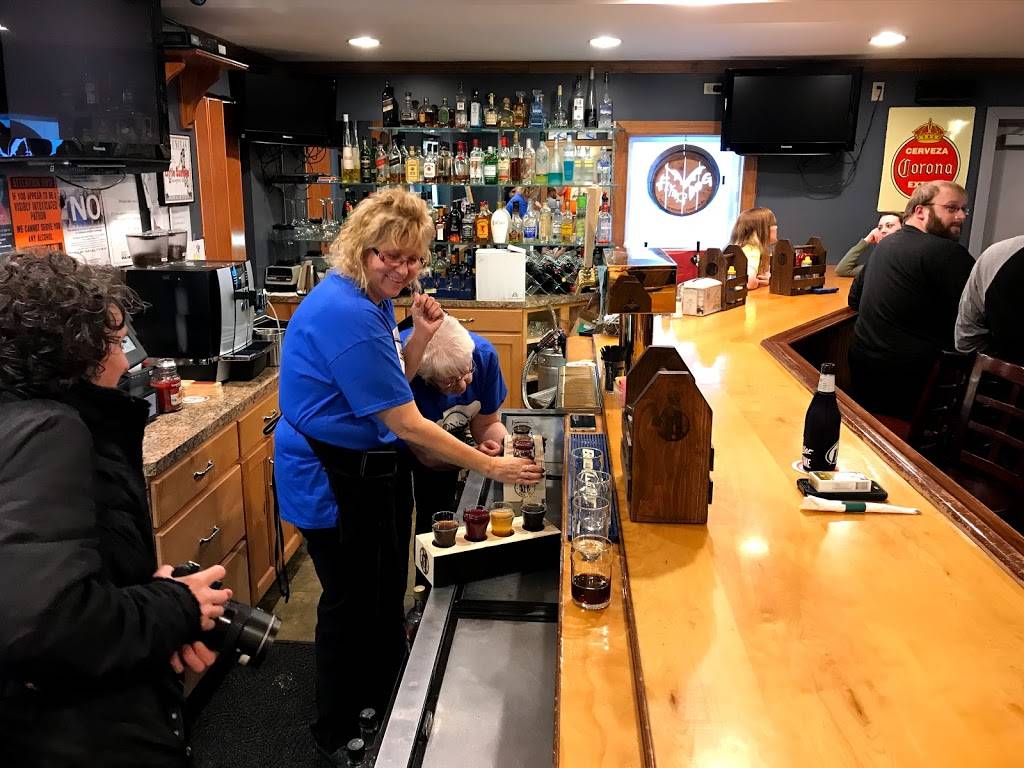 Kissingers Family Restaurant | restaurant | 543 E Market St, Gratz, PA 17030, USA | 7173653175 OR +1 717-365-3175