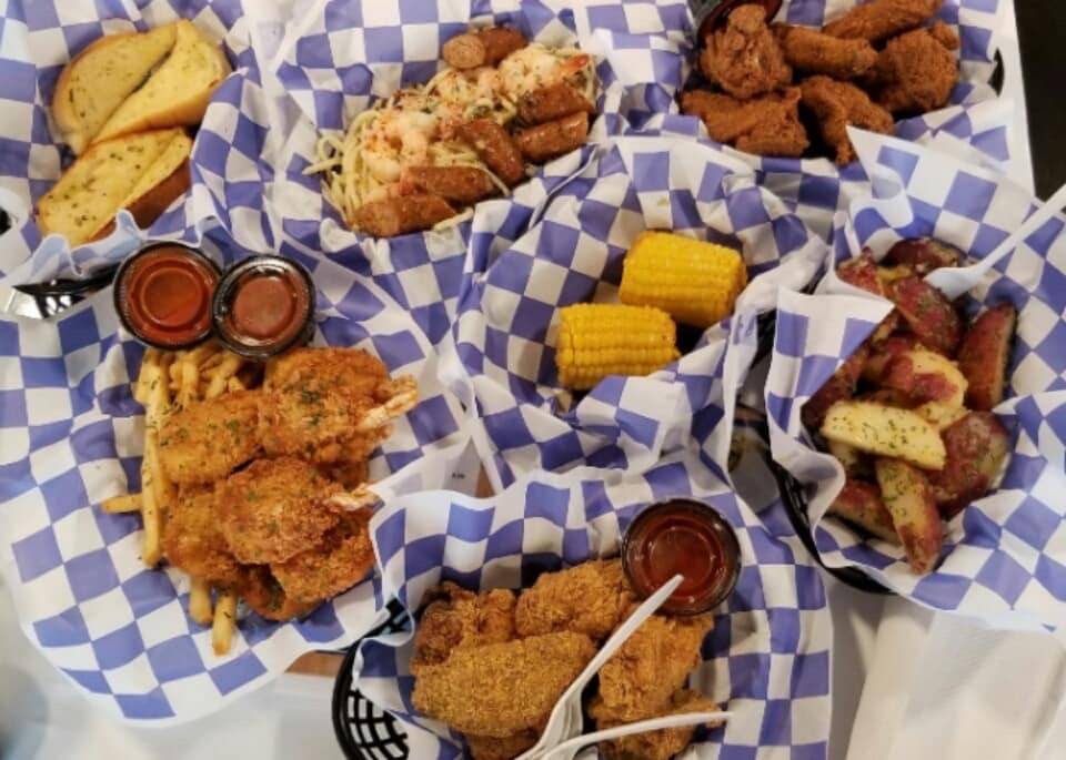 Blue Lagoon | restaurant | 4265 W 167th St, Country Club Hills, IL 60478, USA | 7089571934 OR +1 708-957-1934