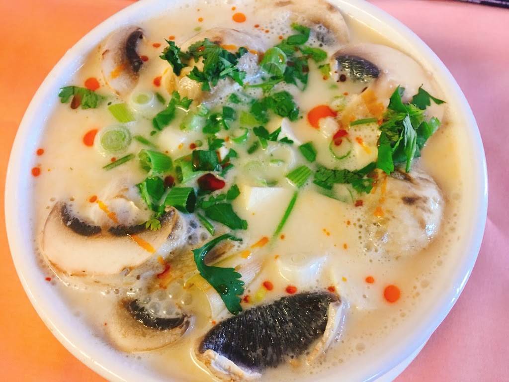 Siam Marina Thai Cuisine | restaurant | 210 Reindollar Ave, Marina, CA 93933, USA | 8318839399 OR +1 831-883-9399