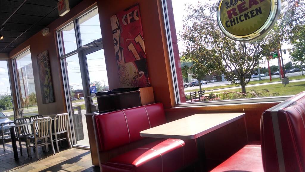 KFC | restaurant | 10200 Hwy 20, Rossford, OH 43460, USA | 4198741102 OR +1 419-874-1102