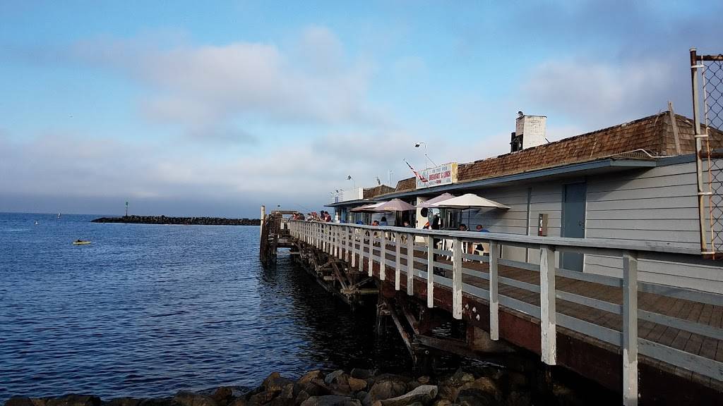 Pollys on the Pier | cafe | 160 International Boardwalk, Redondo Beach, CA 90277, USA | 3103183736 OR +1 310-318-3736