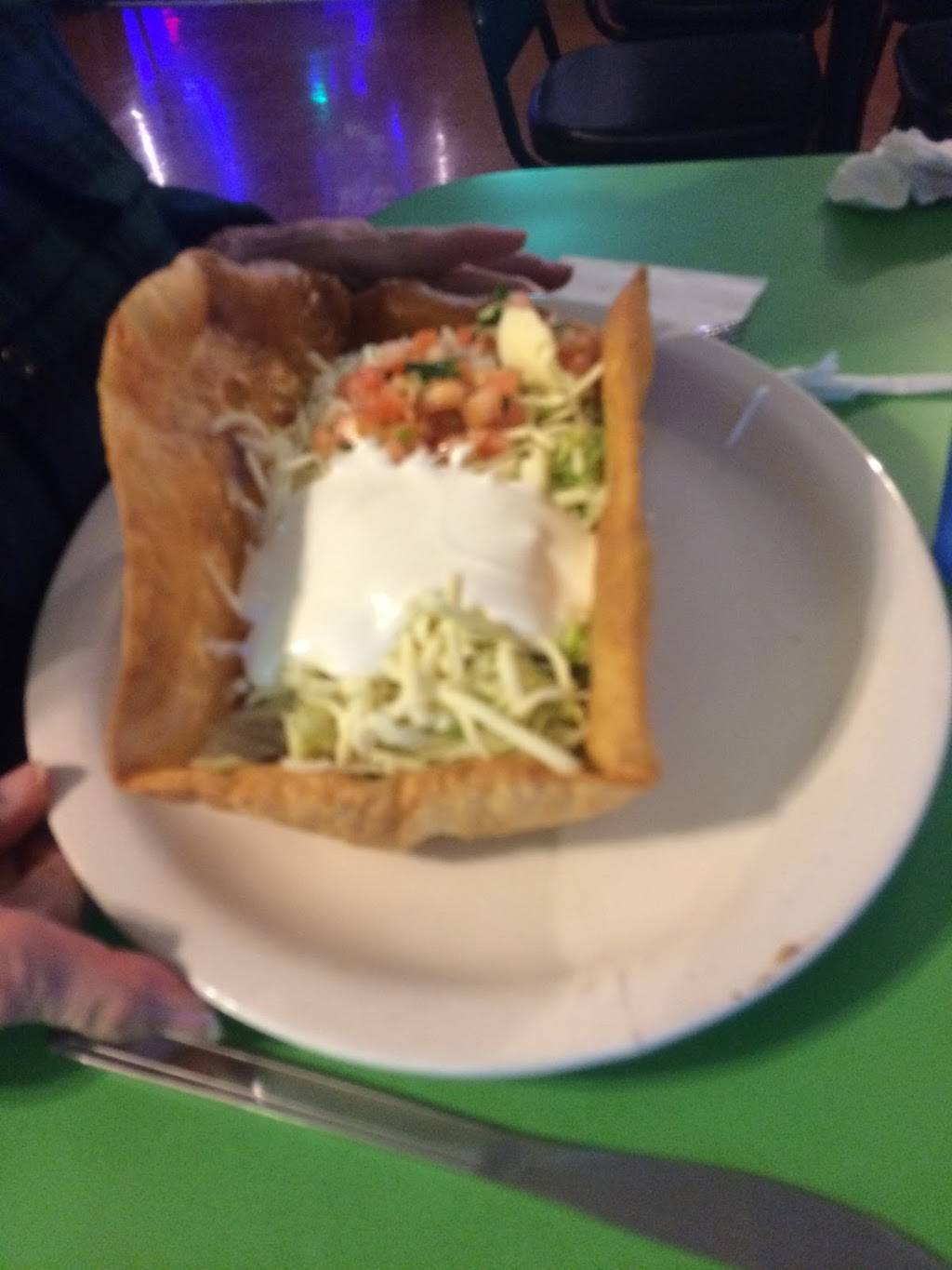 Los Sauces Mexican Restaurant | restaurant | 2201 E Wood St, Decatur, IL 62521, USA | 2177065370 OR +1 217-706-5370