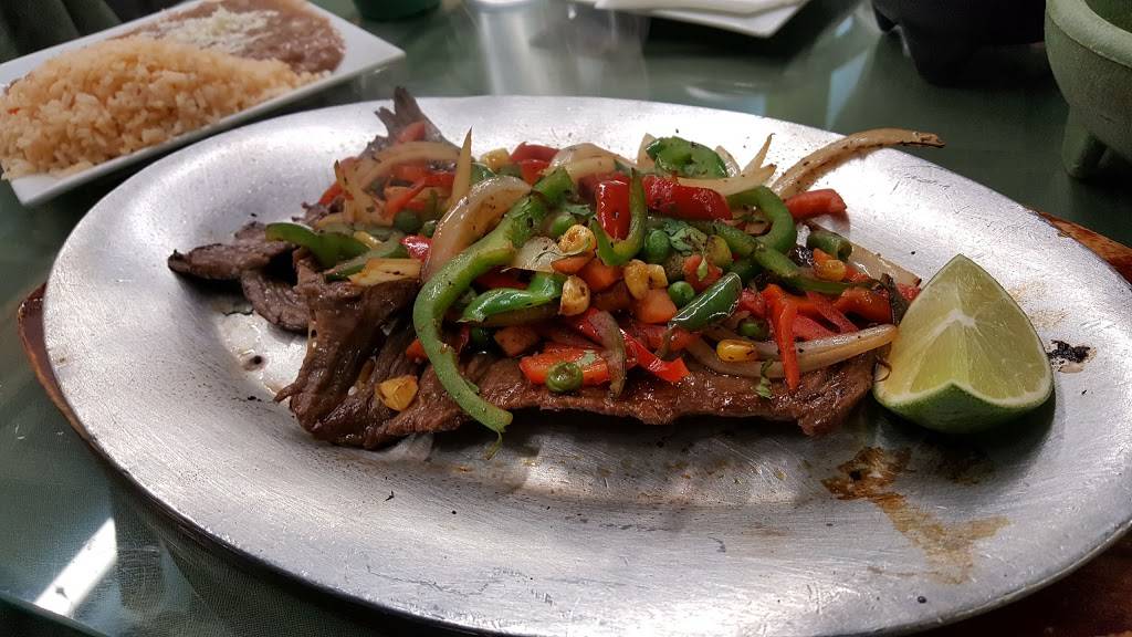 Selenita Restaurant | restaurant | 118 Wanaque Ave, Pompton Lakes, NJ 07442, USA | 9738391559 OR +1 973-839-1559