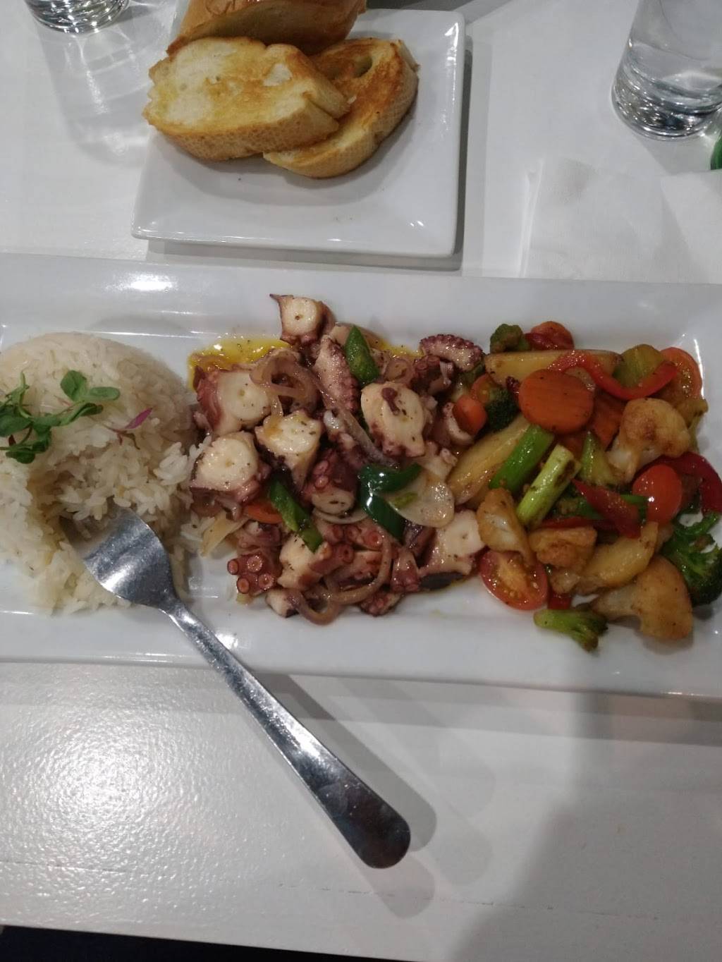 La Palapa del Sabor | restaurant | 118 W Jefferson Blvd, Dallas, TX 75208, USA | 9728637636 OR +1 972-863-7636