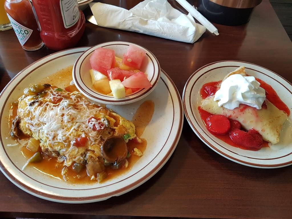 Village Inn | bakery | 7801 N Mesa St, El Paso, TX 79932, USA | 9155817205 OR +1 915-581-7205