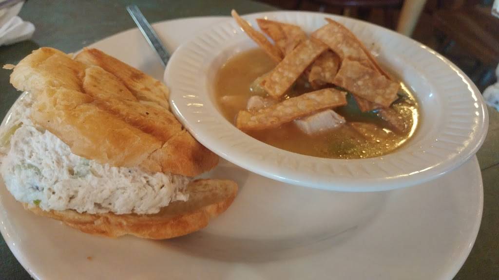 Texas Tea Room | restaurant | 100 E Sabine St, Carthage, TX 75633, USA | 9036938689 OR +1 903-693-8689