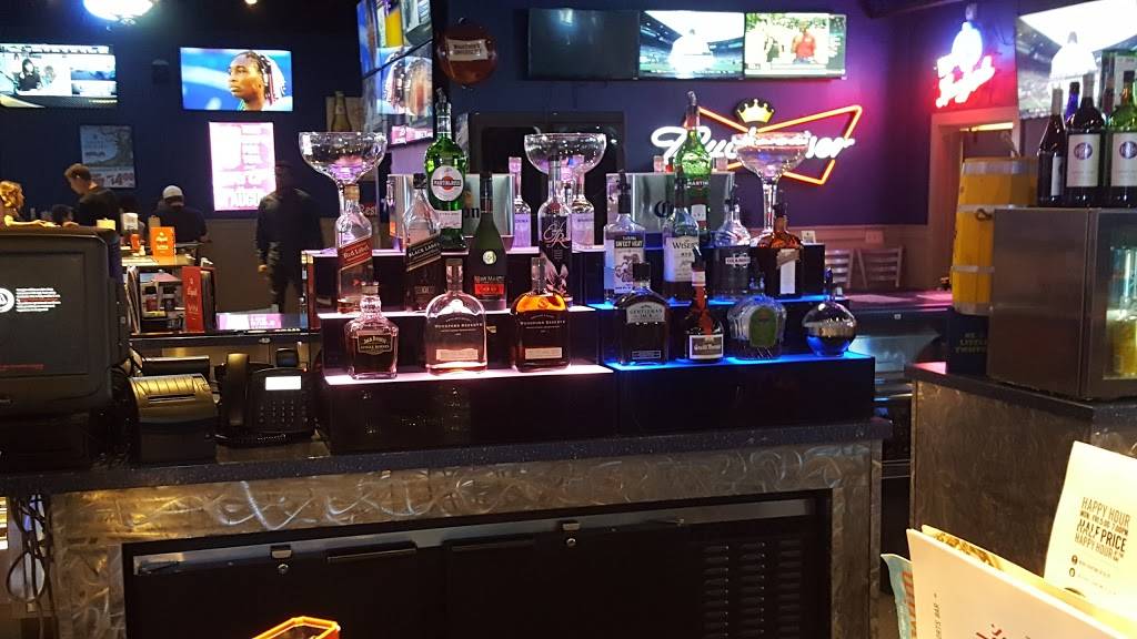 Aroogas | restaurant | 105 W King St, Shippensburg, PA 17257, USA | 7172219464 OR +1 717-221-9464