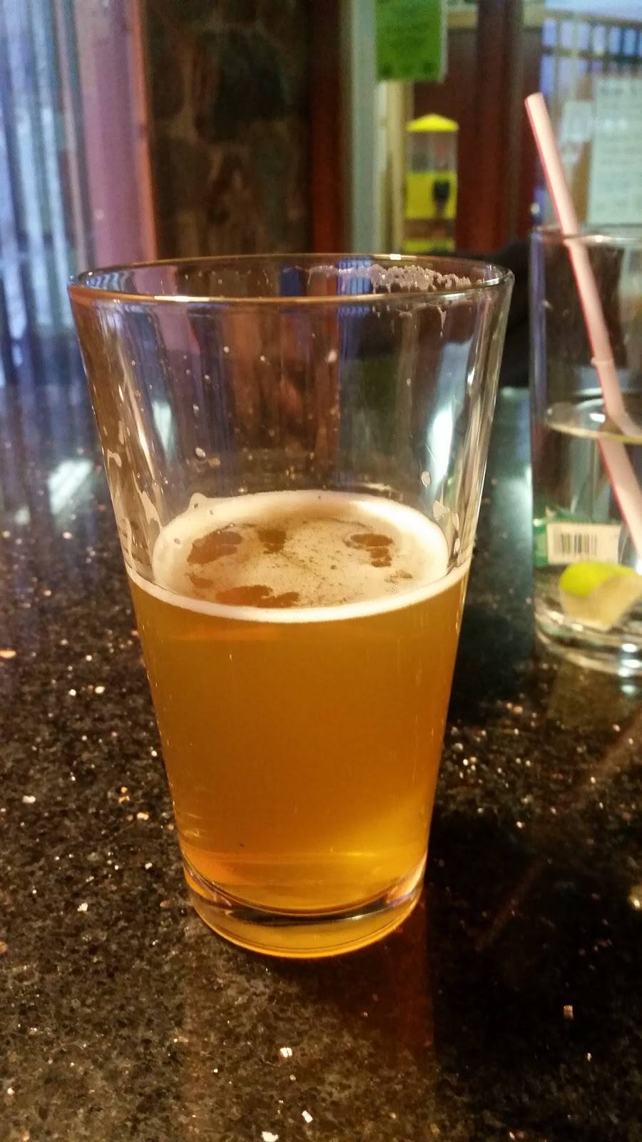 Tullys II Food & Spirits | restaurant | 6401 Monona Dr, Monona, WI 53716, USA | 6082224995 OR +1 608-222-4995