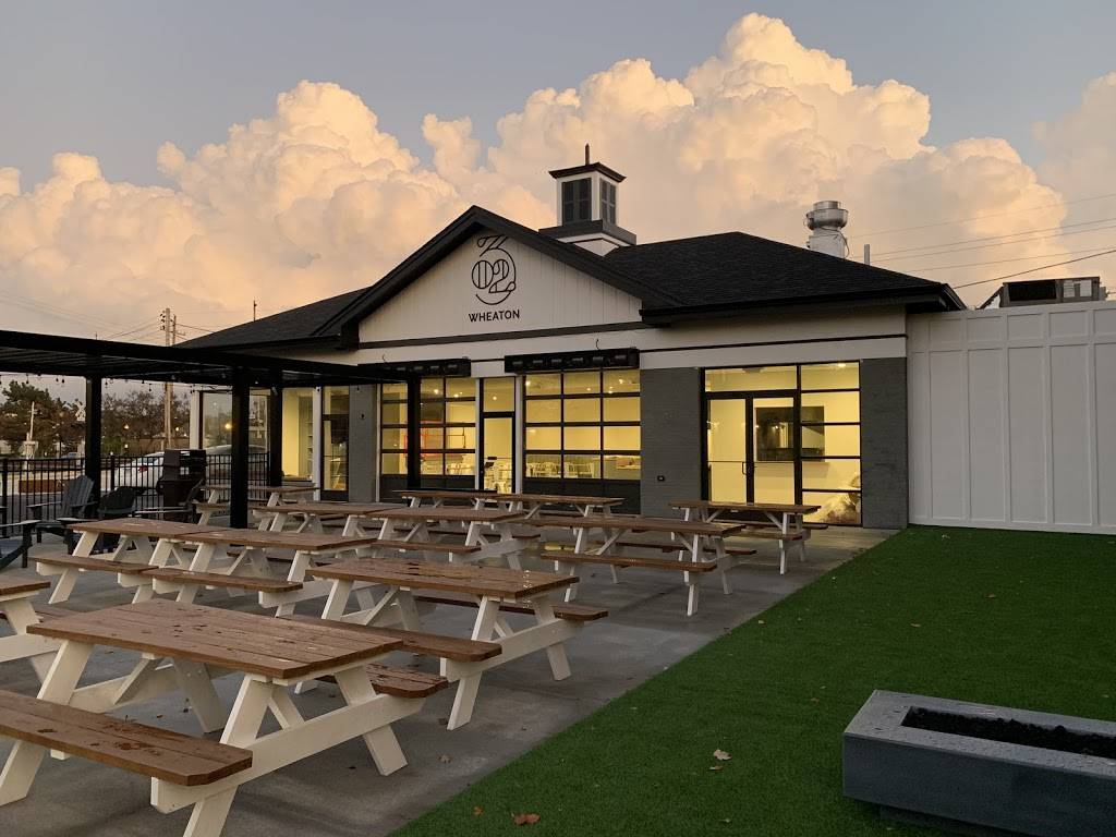 302 Wheaton | restaurant | 302 W Front St, Wheaton, IL 60187, USA | 6304800198 OR +1 630-480-0198