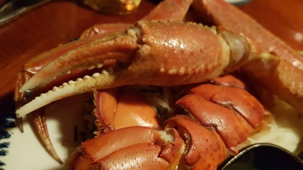 Red Lobster | restaurant | 13800 Hall Rd, Sterling Heights, MI 48313, USA | 5862476250 OR +1 586-247-6250