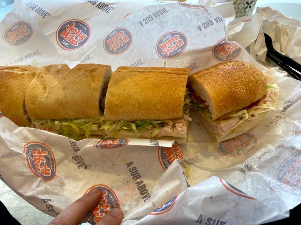 Jersey Mikes Subs | meal takeaway | 6300 N Andrews Ave, Fort Lauderdale, FL 33309, USA | 9547761818 OR +1 954-776-1818