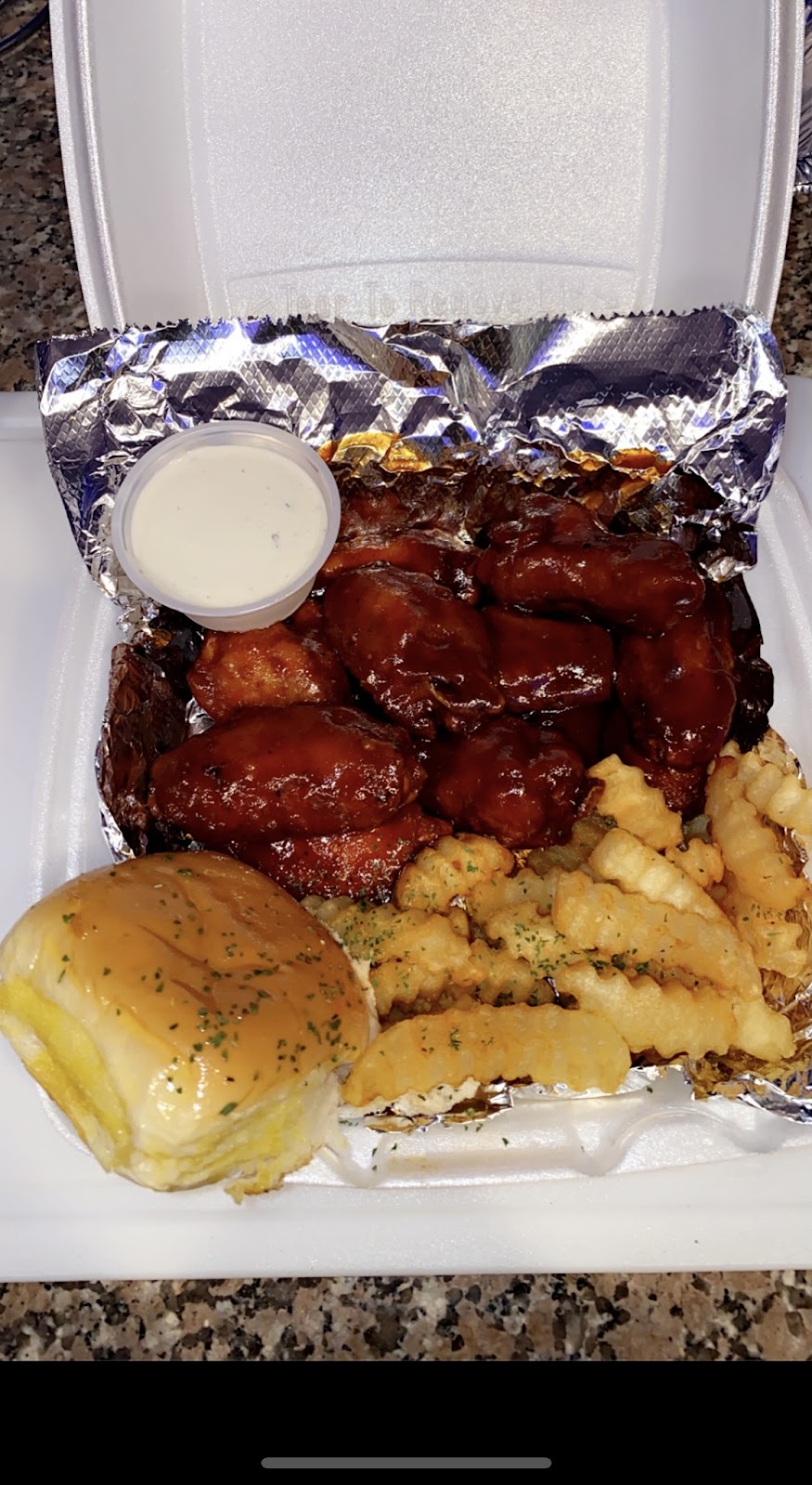 Layla’s Kitchen | restaurant | 7020 US-64, Oakland, TN 38060, USA | 9014657657 OR +1 901-465-7657