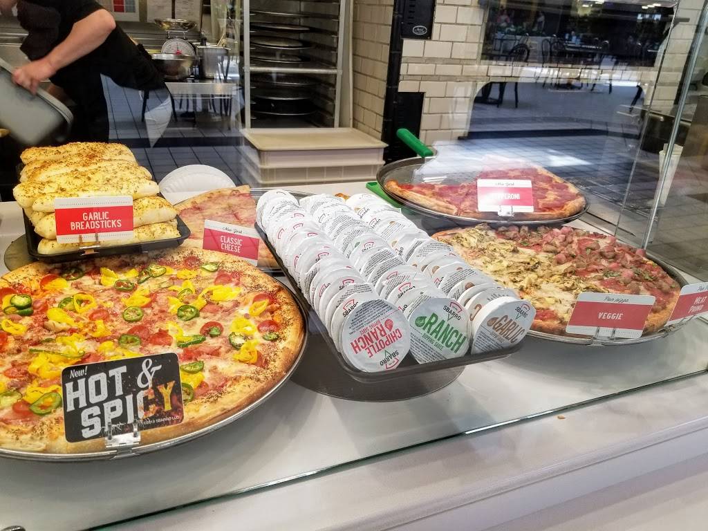 Sbarro | restaurant | 400 Mill Ave SE Suite 557, New Philadelphia, OH 44663, USA | 3303397943 OR +1 330-339-7943