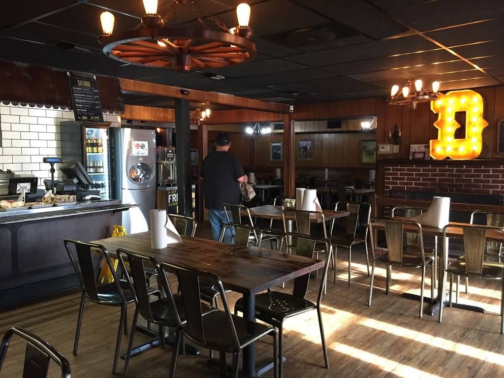 Dickeys Barbecue Pit | restaurant | 4610 N Central Expy, Dallas, TX 75206, USA | 2143704550 OR +1 214-370-4550