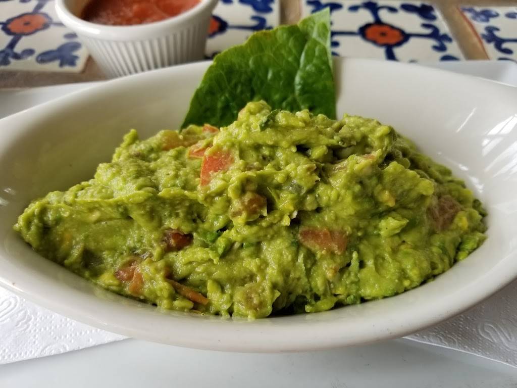 South of the Border | restaurant | 335 Wantagh Ave, Levittown, NY 11756, USA | 5167964400 OR +1 516-796-4400