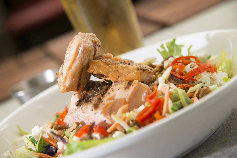 Recovery Sports Grill | restaurant | 751 Upper, Glen St, Queensbury, NY 12804, USA | 5187450770 OR +1 518-745-0770