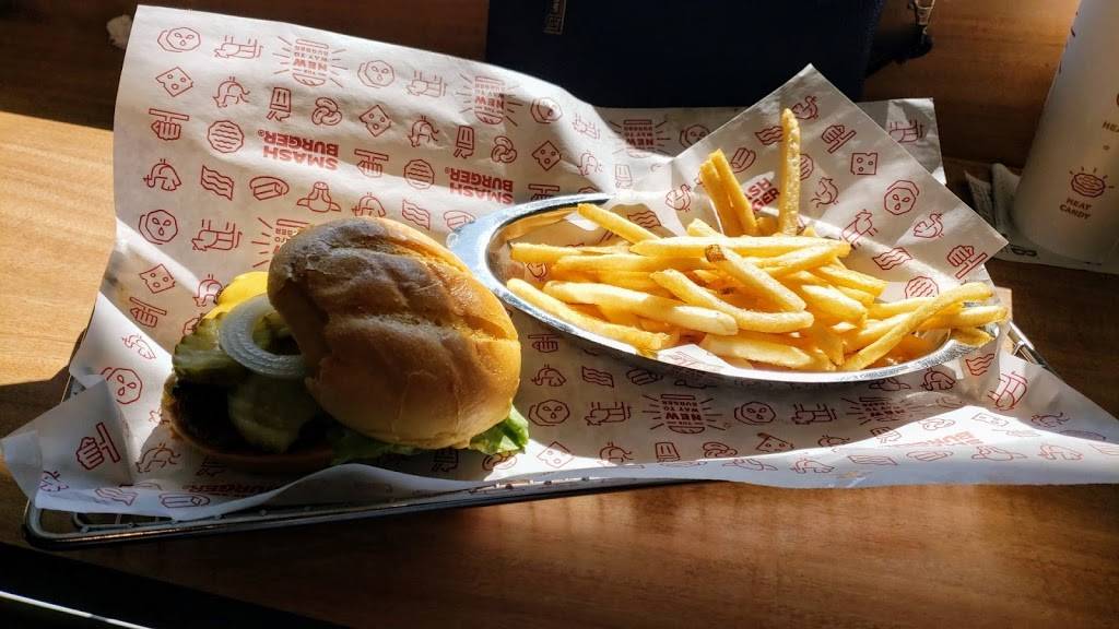 Smashburger | restaurant | 950 E Bell Rd Ste 130, Phoenix, AZ 85022, USA | 4803789060 OR +1 480-378-9060