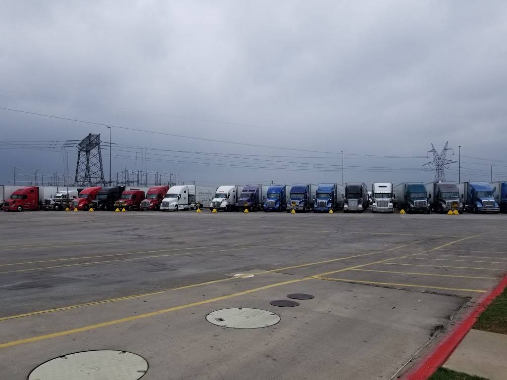 Pilot Travel Center | restaurant | 2400 Alliance Gateway Fwy, Fort Worth, TX 76177, USA | 8173375324 OR +1 817-337-5324