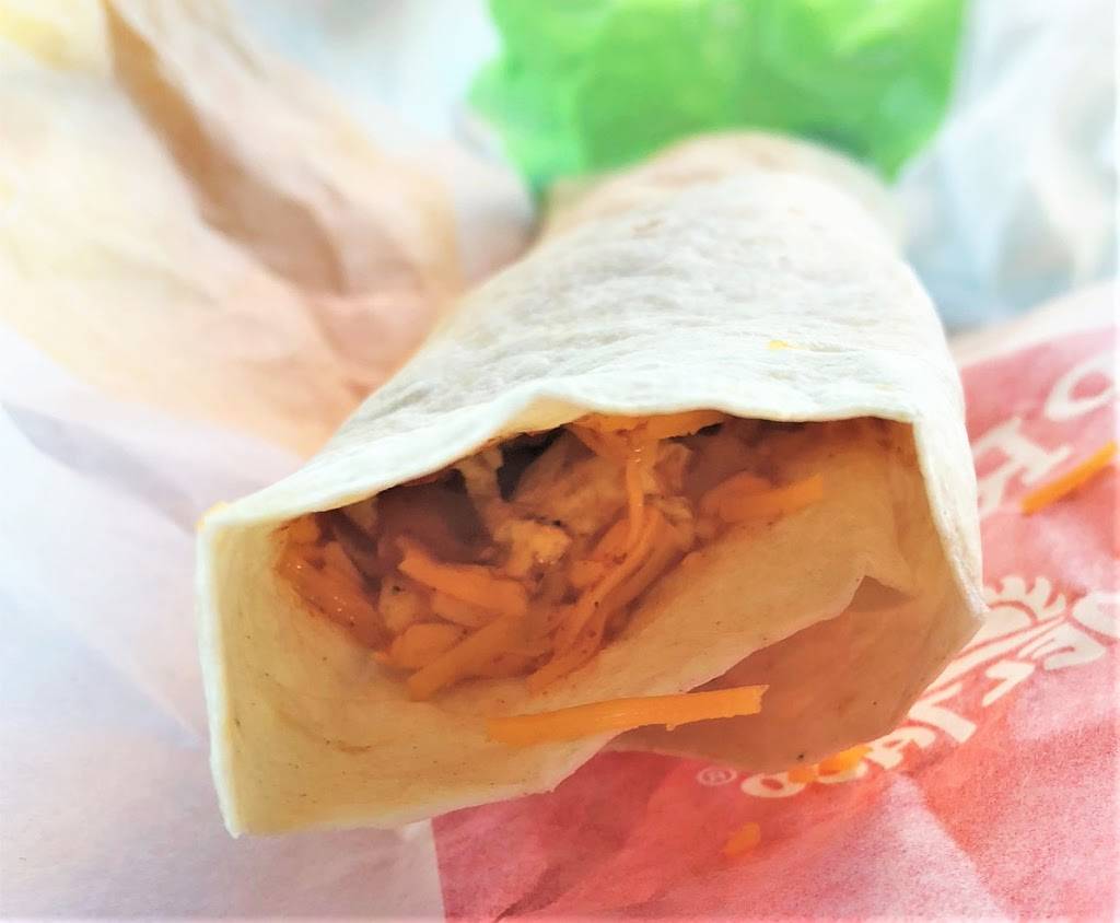 Del Taco | meal takeaway | 3896 Clairemont Dr, San Diego, CA 92117, USA | 8582703788 OR +1 858-270-3788