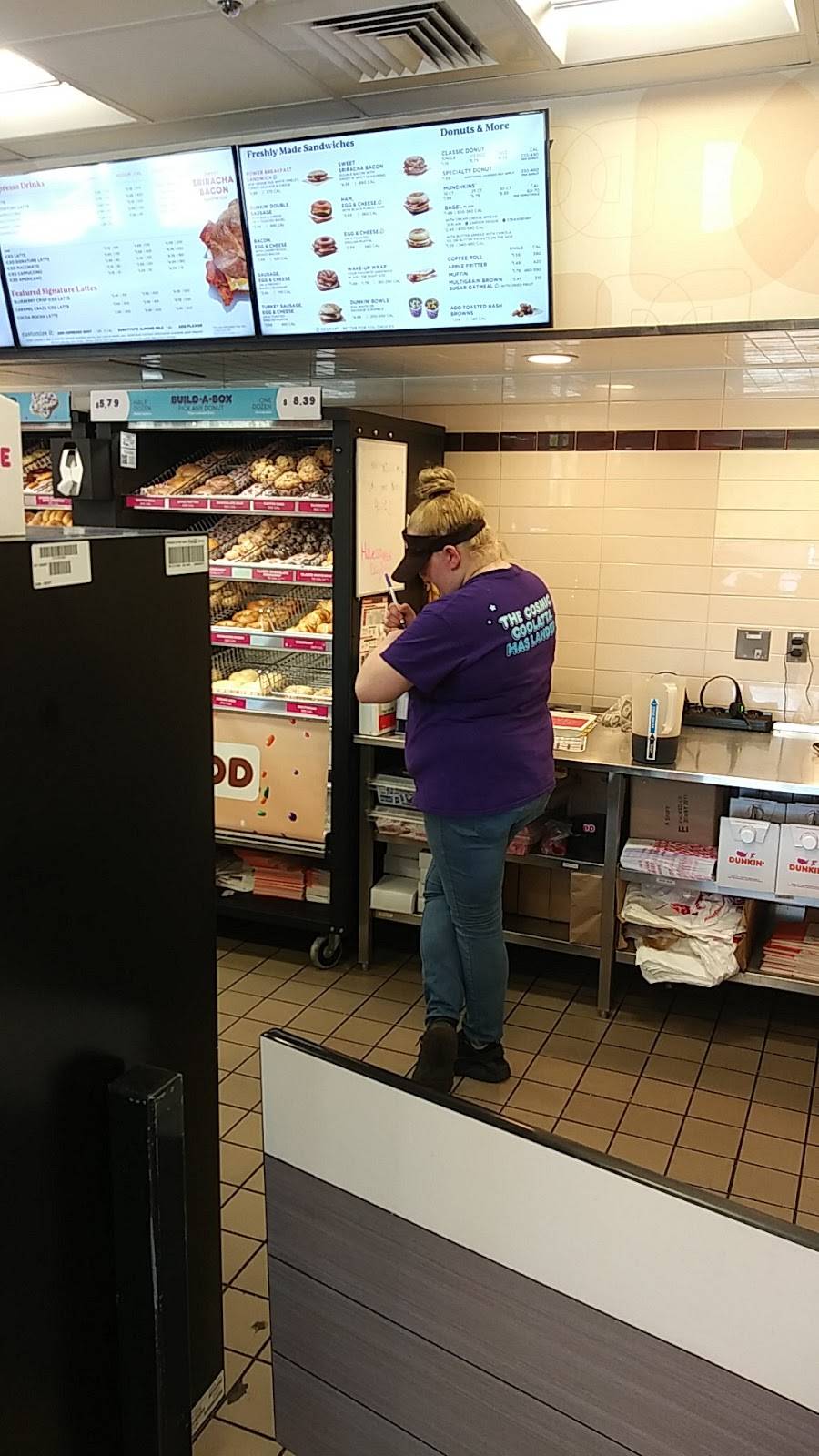 Dunkin | bakery | 100 Marston St, Lawrence, MA 01841, USA | 9789899093 OR +1 978-989-9093