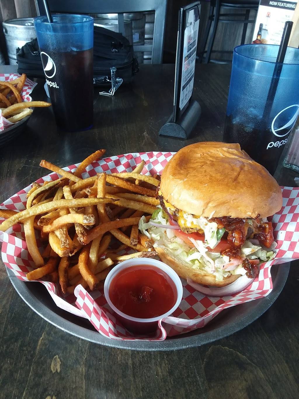 Purple Toad Social Tap & Grill | restaurant | 11870 Stapleton Dr, Peyton, CO 80831, USA | 7194348180 OR +1 719-434-8180