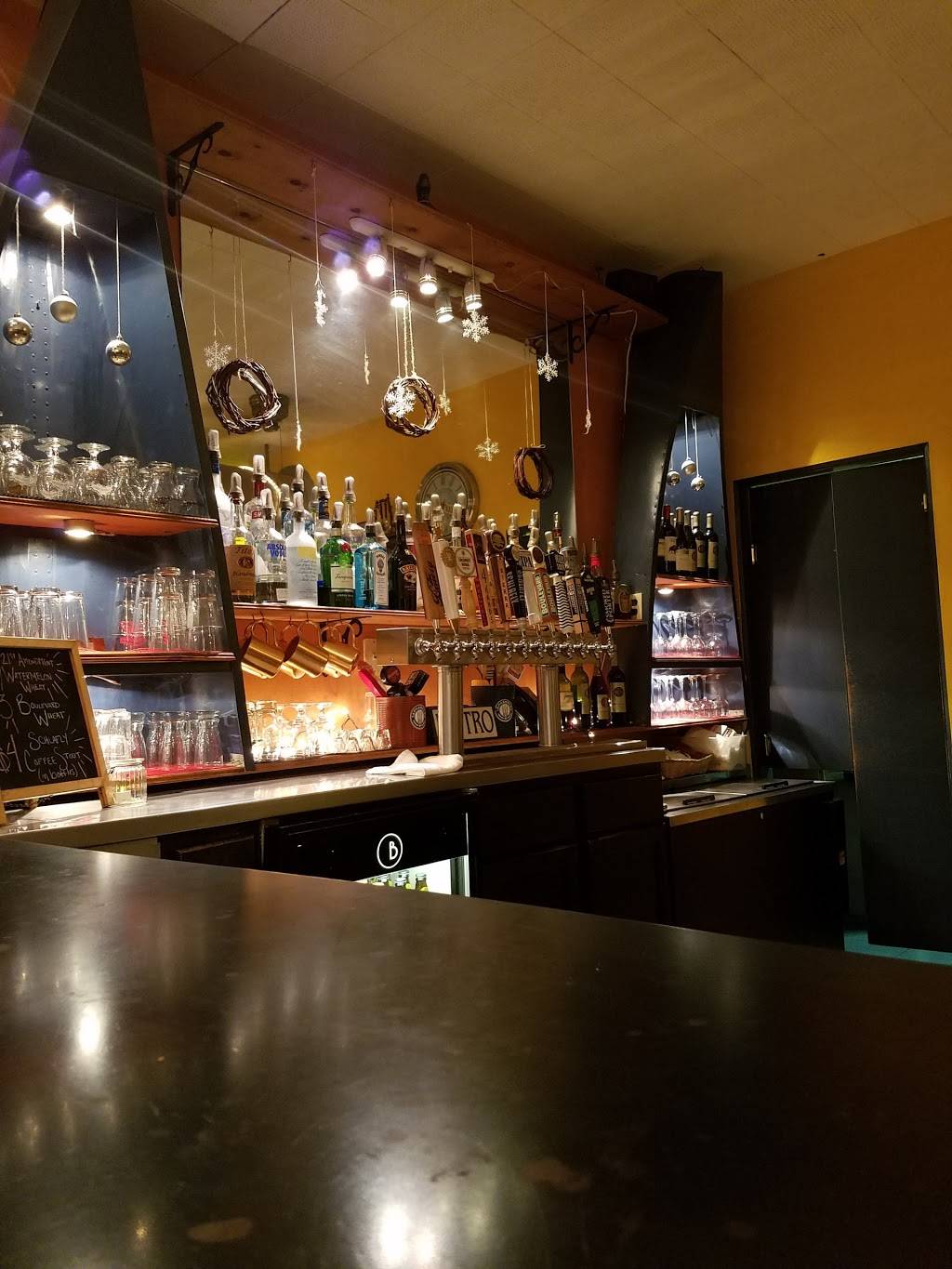 Bigelos Bistro | restaurant | 140 N Main St, Edwardsville, IL 62025, USA | 6186551471 OR +1 618-655-1471