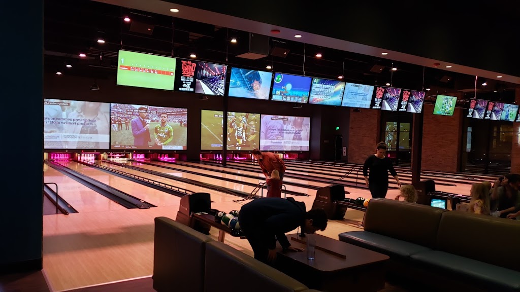B&B Theatres Ankeny 12 & B-Roll Bowling | restaurant | 1580 SW Market St, Ankeny, IA 50023, USA | 5154230979 OR +1 515-423-0979