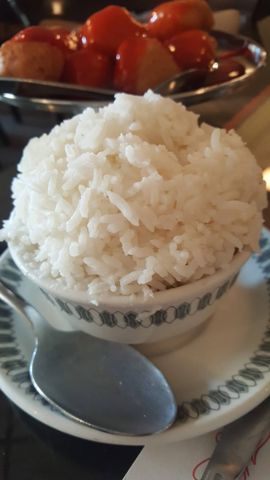 Golden Crown Restaurant | restaurant | 421 St Clair St, Chatham, ON N7L 3K4, Canada | 5193513787 OR +1 519-351-3787