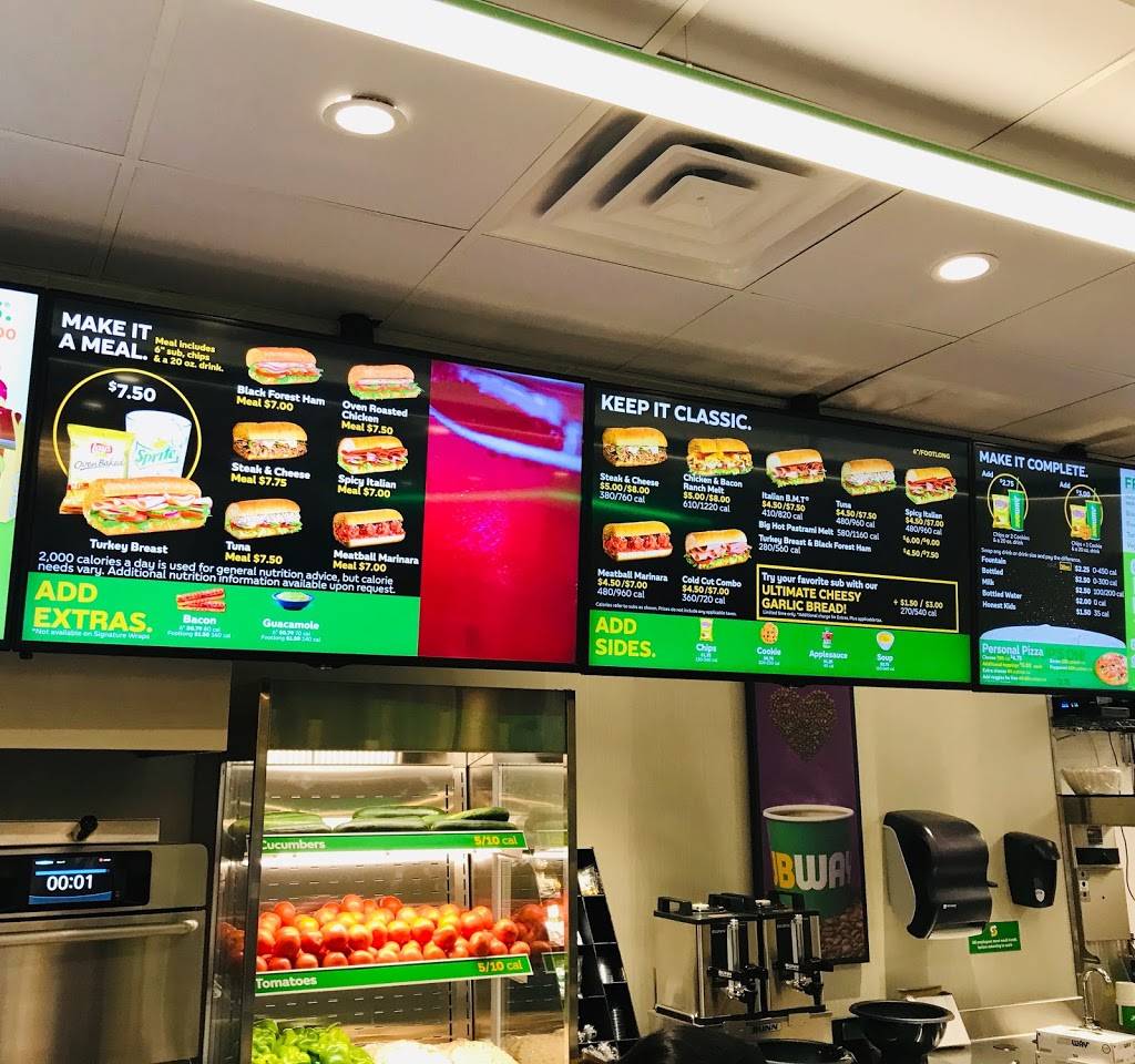 Subway Restaurants | restaurant | One Exchange Pl, Jersey City, NJ 07302, USA | 2013332988 OR +1 201-333-2988