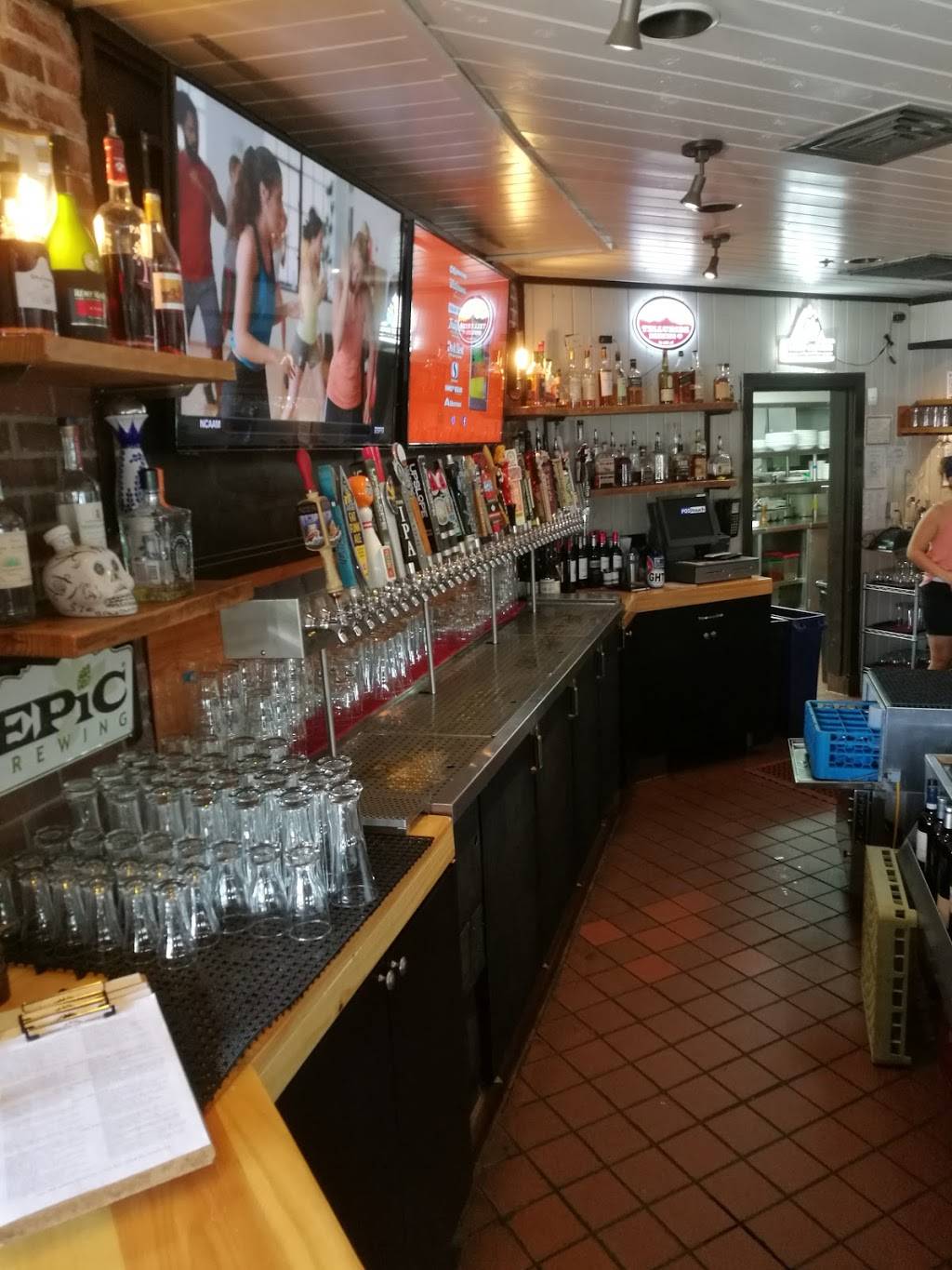 Murphys Tap House | restaurant | 585 McCaslin Blvd, Louisville, CO 80027, USA | 7206124616 OR +1 720-612-4616